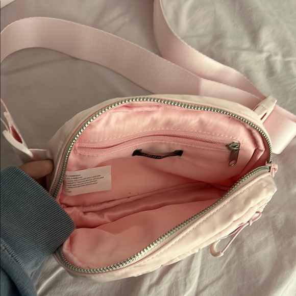 Quilted Pink Crossbody Bag - Picture 3 of 6